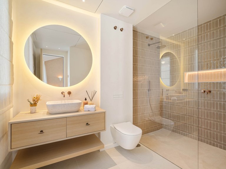 Villa for Sale in Nueva Andalucía, Malaga 48