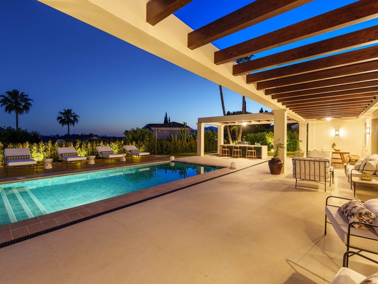 Villa for Sale in Nueva Andalucía, Malaga 50