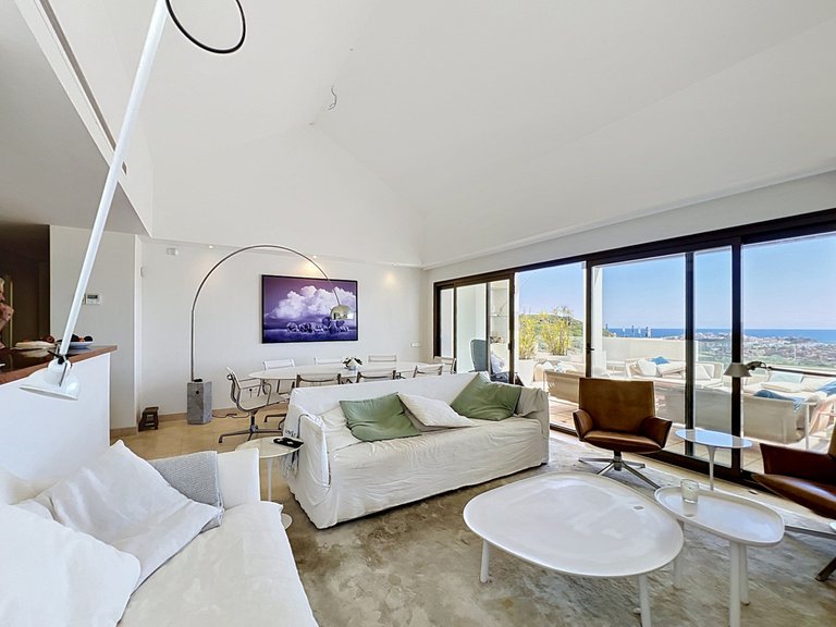 Apartment for Sale in Casares, Malaga 10