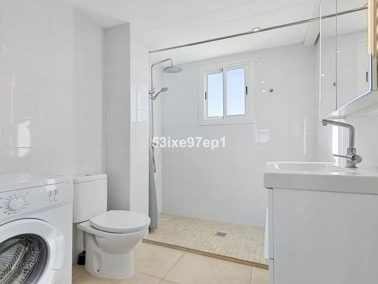 Apartment for Sale in Fuengirola, Malaga 16