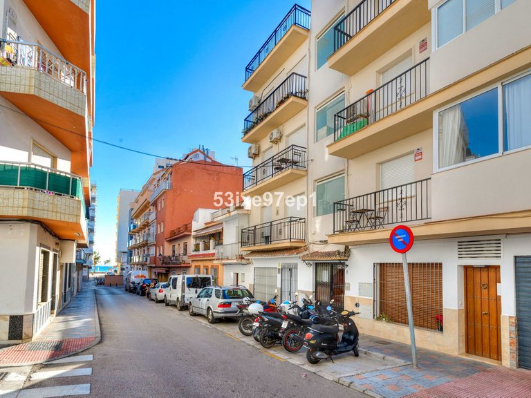 Apartment for Sale in Fuengirola, Malaga 17