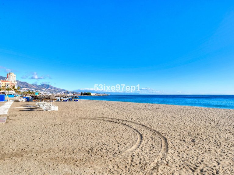 Apartment for Sale in Fuengirola, Malaga 19