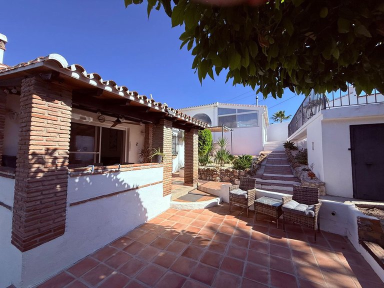 Villa for Sale in Coín, Malaga 35