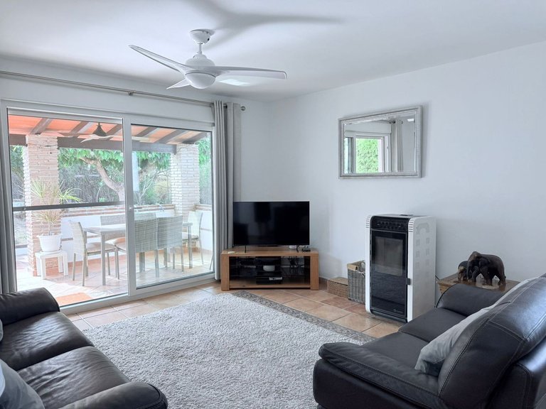 Villa for Sale in Coín, Malaga 42