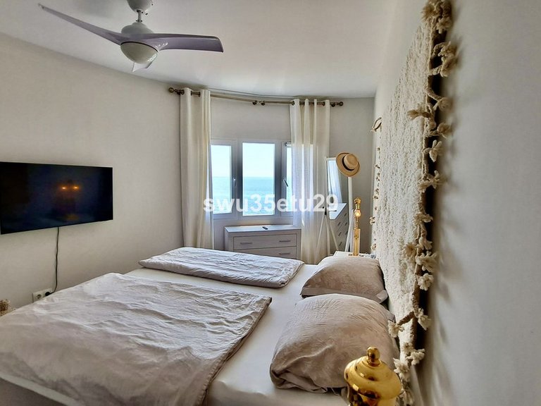 Apartment for Sale in Calahonda, Malaga 7