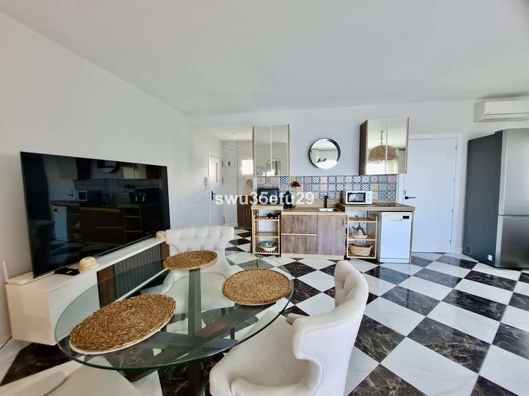Apartment for Sale in Calahonda, Malaga 9