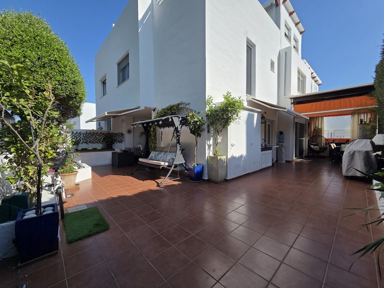 Villa for Sale in Nagüeles, Malaga 12