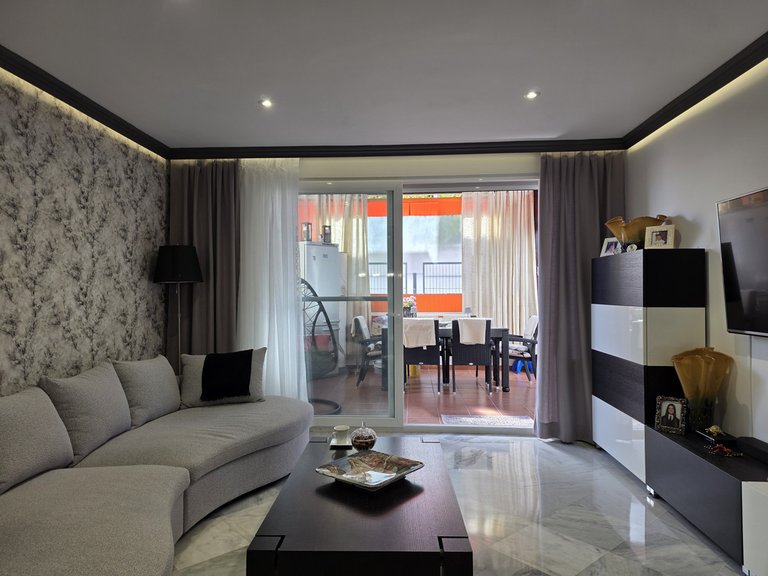 Villa for Sale in Nagüeles, Malaga 2