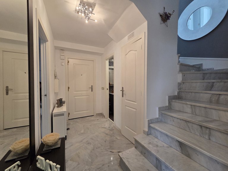 Villa for Sale in Nagüeles, Malaga 21