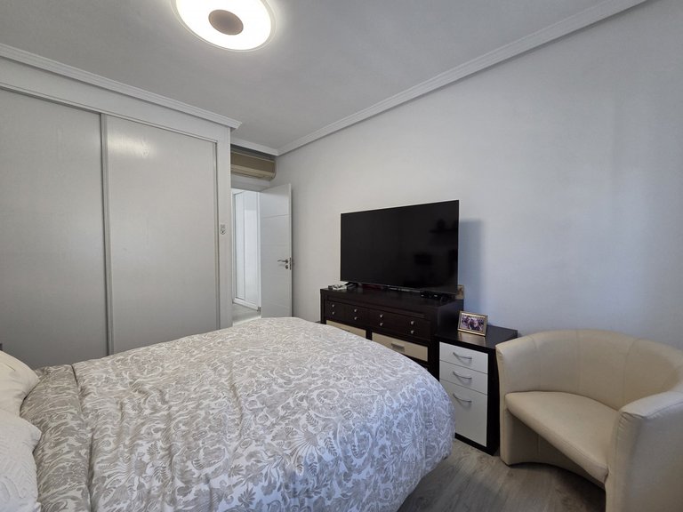 Villa for Sale in Nagüeles, Malaga 33
