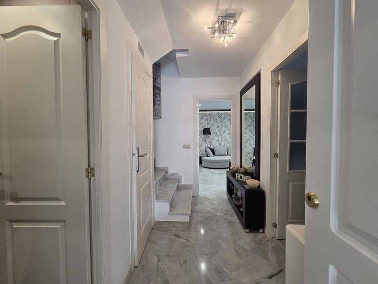 Villa for Sale in Nagüeles, Malaga 34