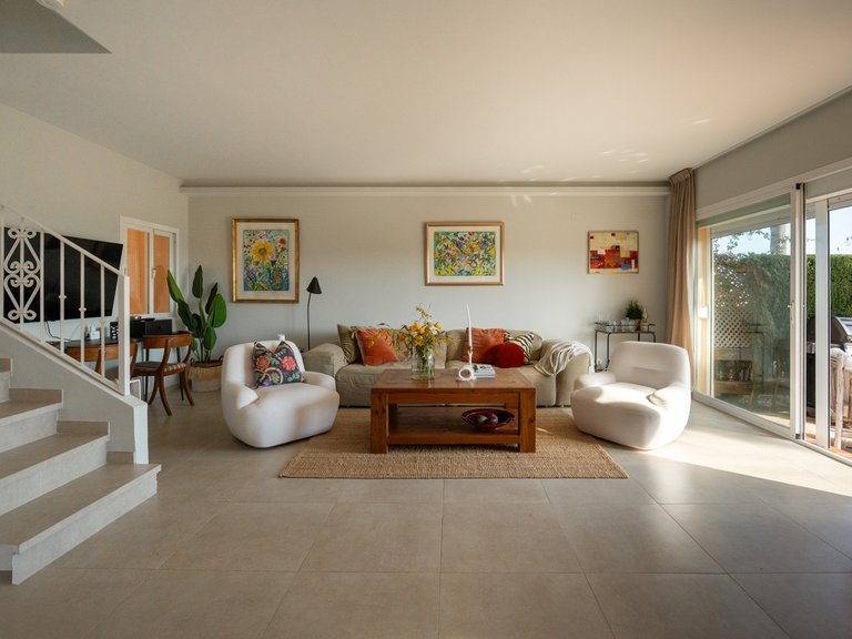 Villa for Sale in Nueva Andalucía, Malaga 2