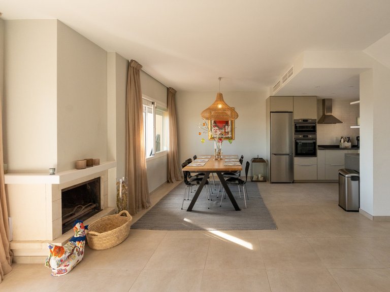 Villa for Sale in Nueva Andalucía, Malaga 3