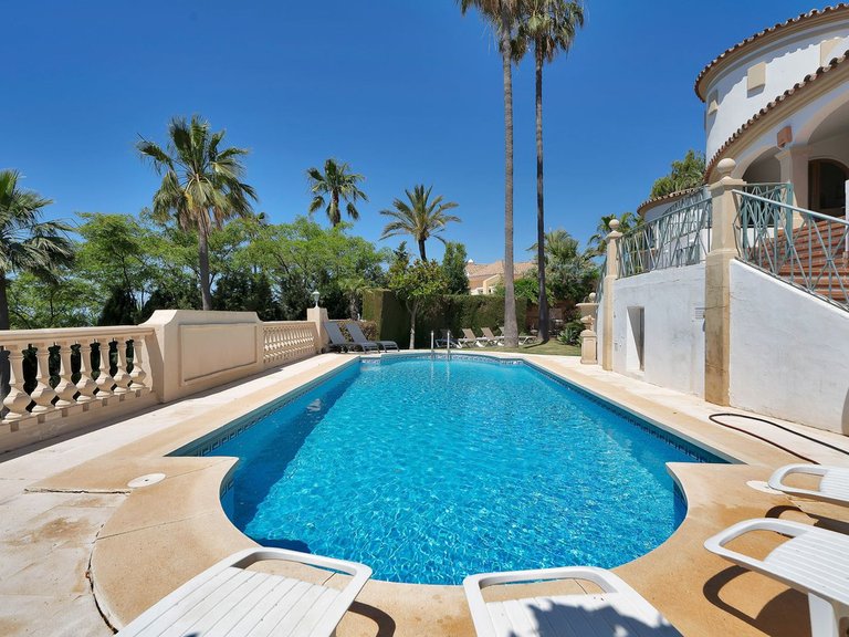 Villa for Sale in Hacienda Las Chapas, Malaga 19