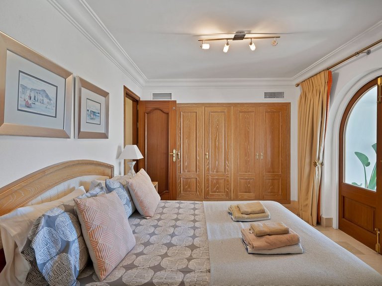 Villa for Sale in Hacienda Las Chapas, Malaga 30