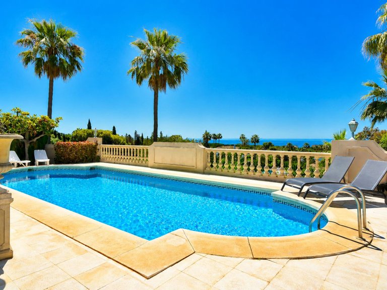 Villa for Sale in Hacienda Las Chapas, Malaga 4