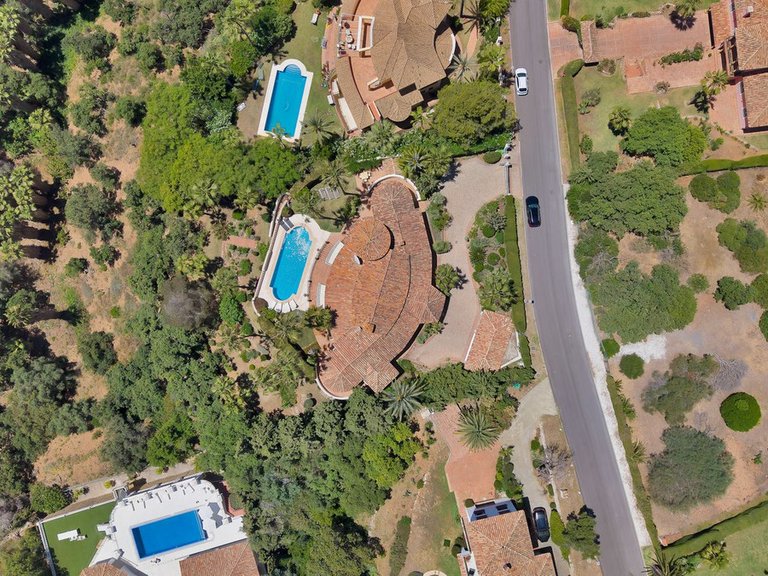 Villa for Sale in Hacienda Las Chapas, Malaga 43