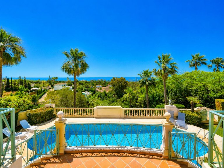 Villa for Sale in Hacienda Las Chapas, Malaga 9