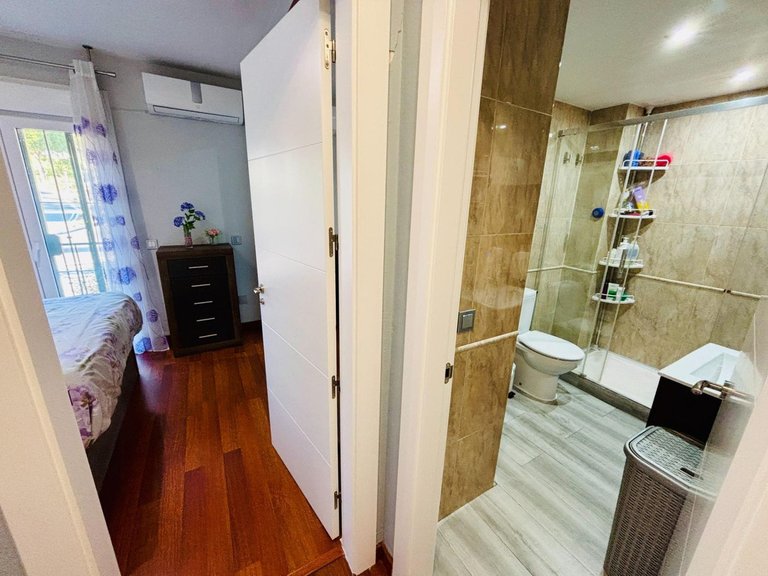 Villa for Sale in Arroyo De La Miel, Malaga 27
