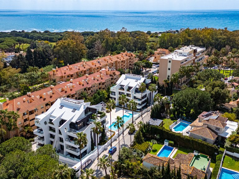 Apartment for Sale in Cabopino, Malaga 1