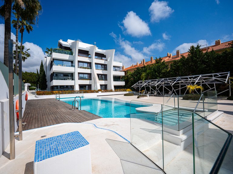Apartment for Sale in Cabopino, Malaga 37