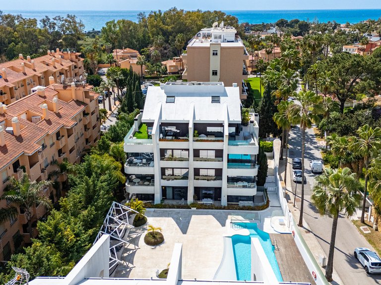 Apartment for Sale in Cabopino, Malaga 40