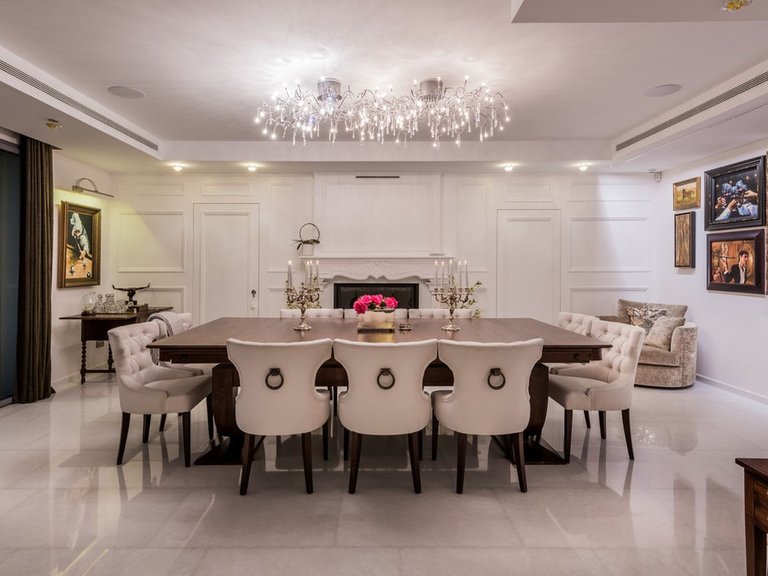 Villa for Sale in Nueva Andalucía, Malaga 8
