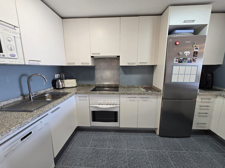 Apartment for Sale in Torrequebrada, Malaga 23