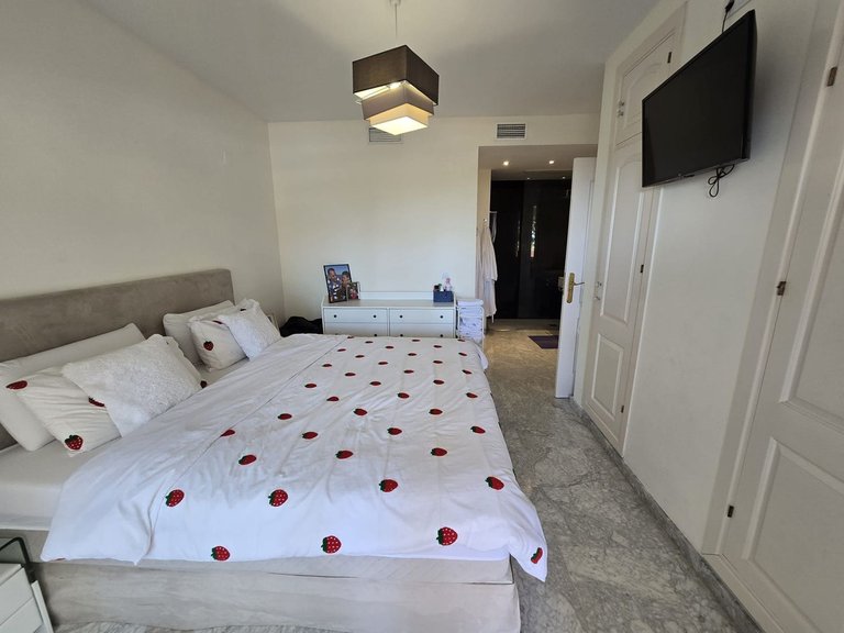 Apartment for Sale in Torrequebrada, Malaga 30