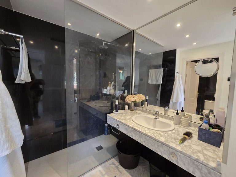 Apartment for Sale in Torrequebrada, Malaga 35