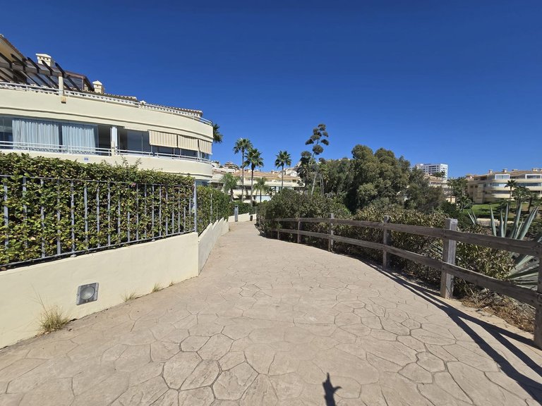Apartment for Sale in Torrequebrada, Malaga 9