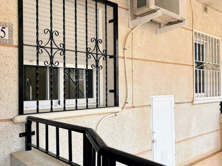 Apartment for Sale in Los Alcazares, Murcia 26