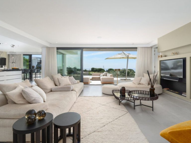 Villa for Sale in Costa del Sol Cabopino, Malaga 12