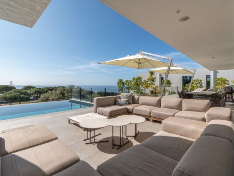 Villa for Sale in Costa del Sol Cabopino, Malaga 13