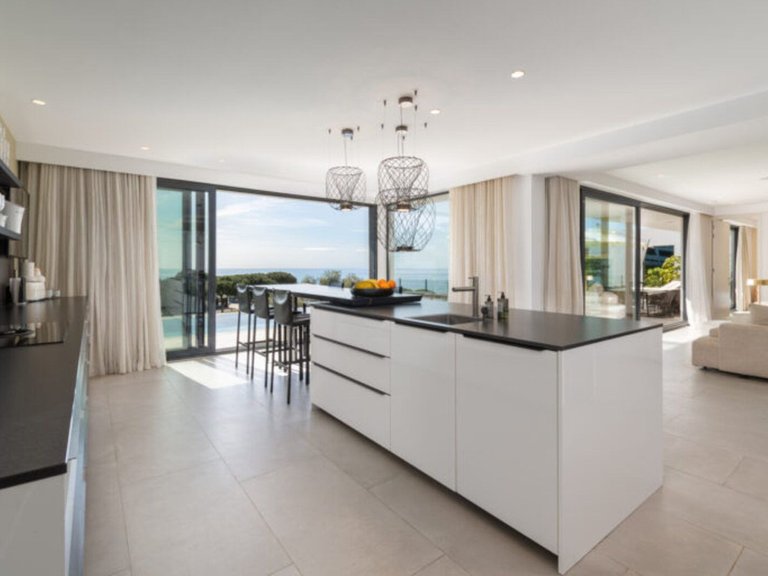 Villa for Sale in Costa del Sol Cabopino, Malaga 2