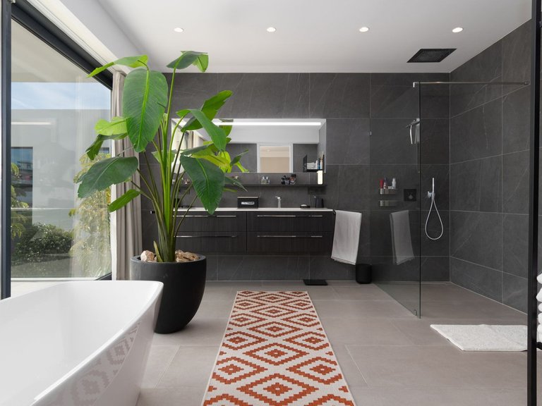 Villa for Sale in Costa del Sol Cabopino, Malaga 5