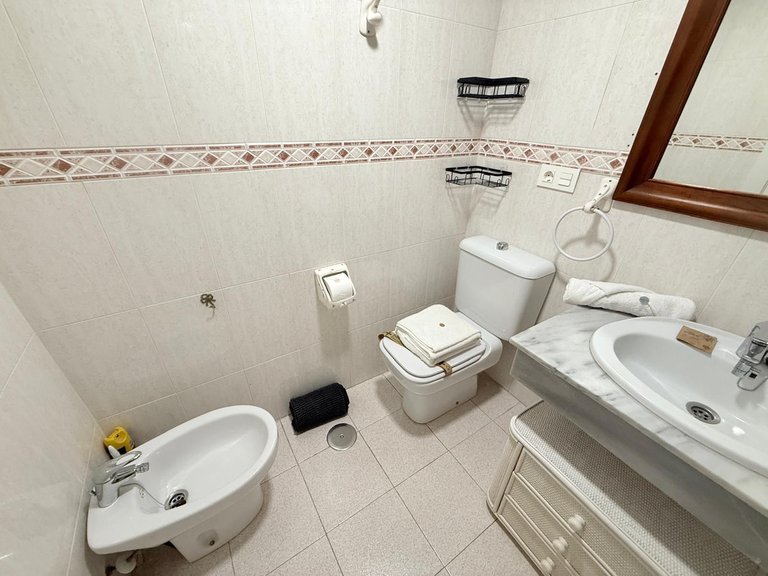 Apartment for Sale in Fuengirola, Malaga 16
