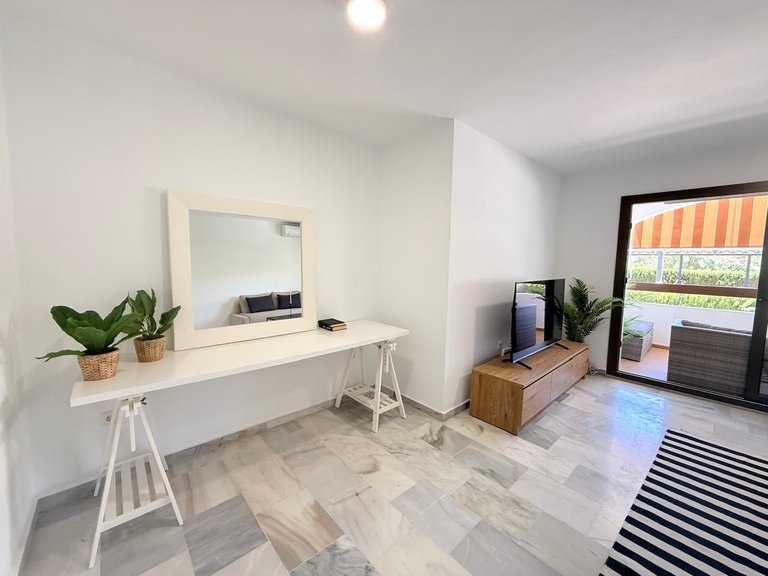 Apartment for Sale in Fuengirola, Malaga 26