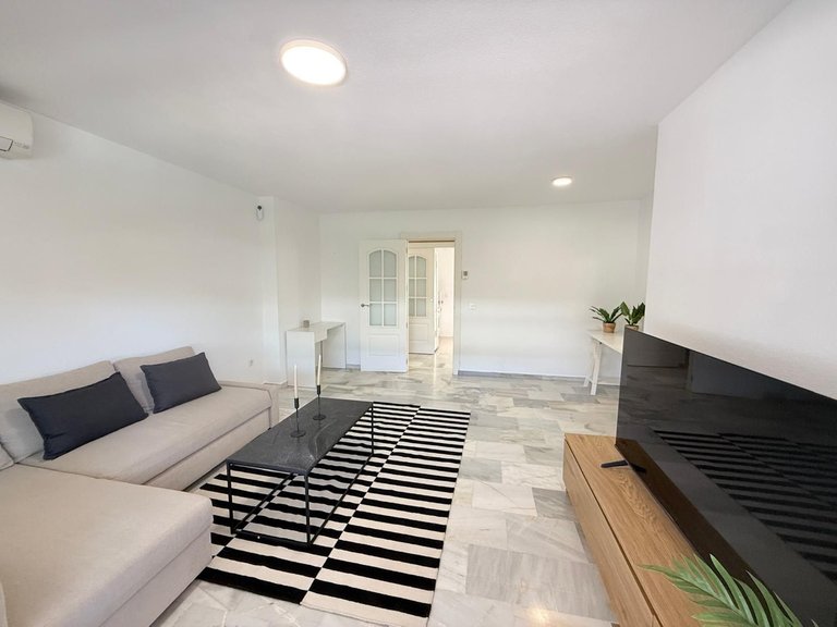 Apartment for Sale in Fuengirola, Malaga 28