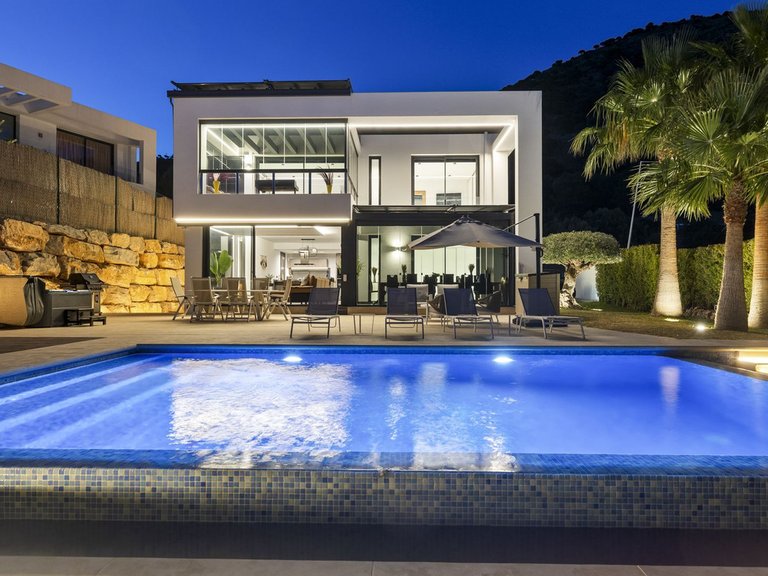 Villa for Sale in Mijas, Malaga 1
