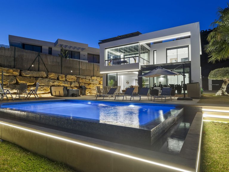 Villa for Sale in Mijas, Malaga 2