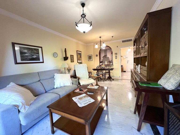 Apartment for Sale in The Golden Mile, Malaga 4