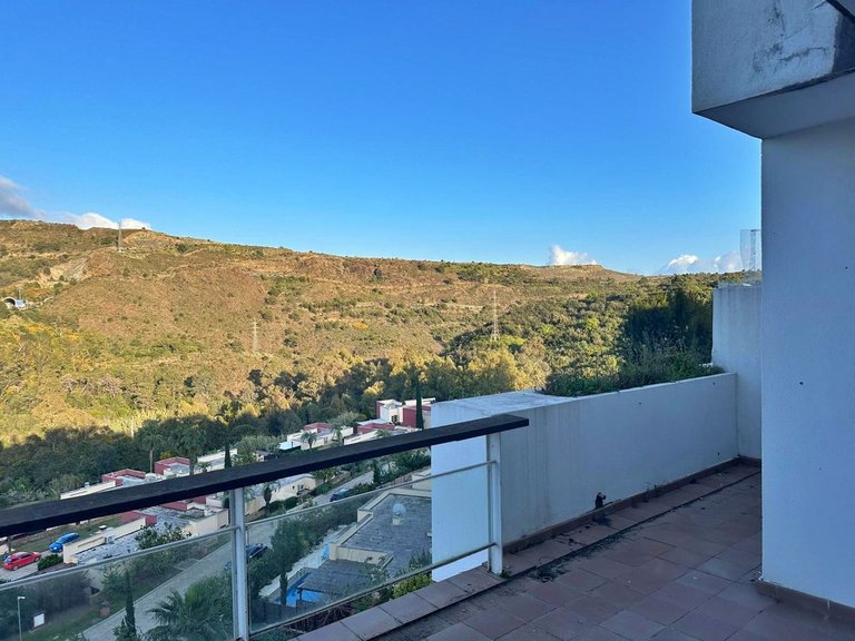 Apartment for Sale in Selwo, Malaga 12