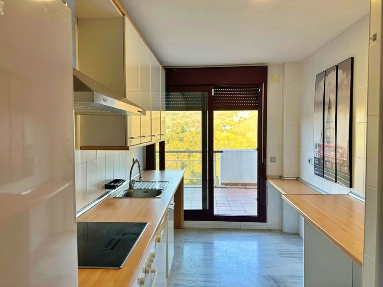Apartment for Sale in Selwo, Malaga 5