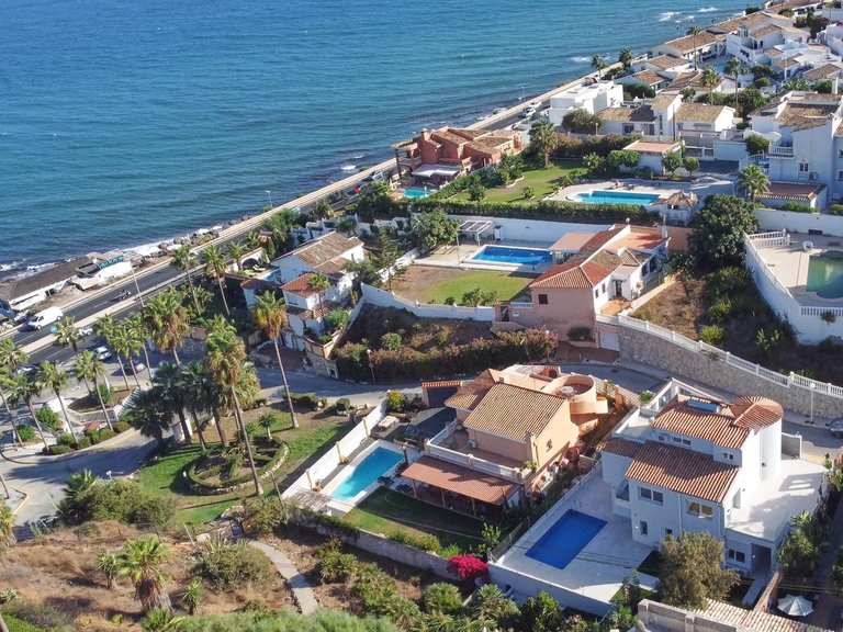 Villa for Sale in El Faro, Malaga 2