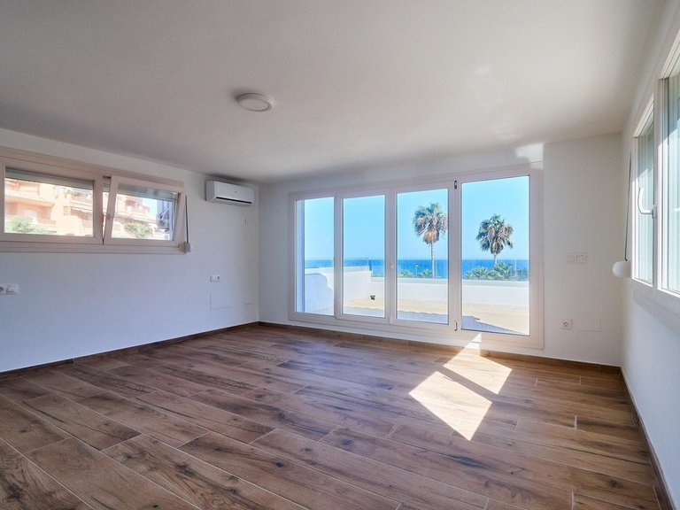 Villa for Sale in El Faro, Malaga 25