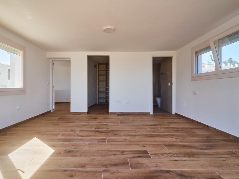 Villa for Sale in El Faro, Malaga 29