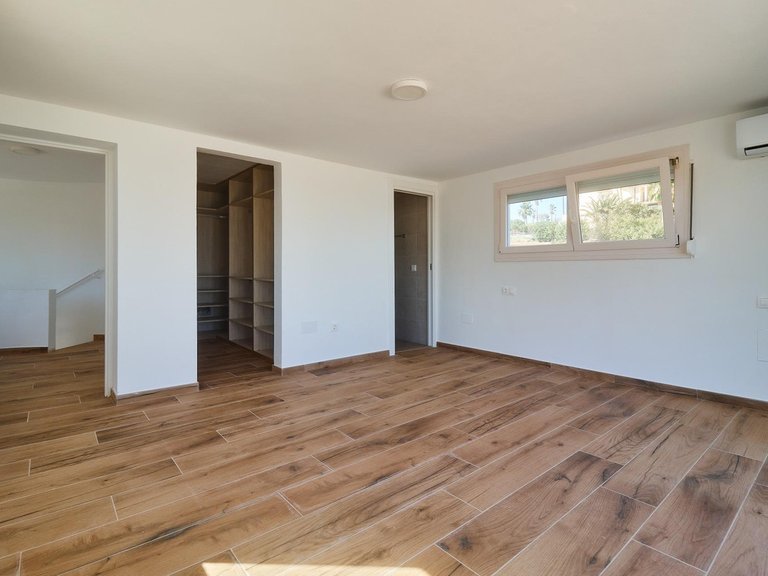Villa for Sale in El Faro, Malaga 30