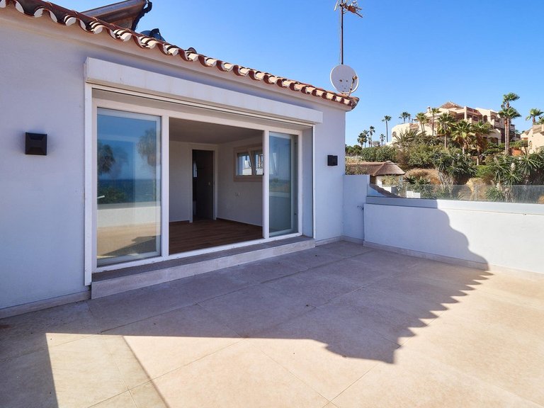 Villa for Sale in El Faro, Malaga 36