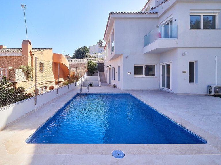 Villa for Sale in El Faro, Malaga 44